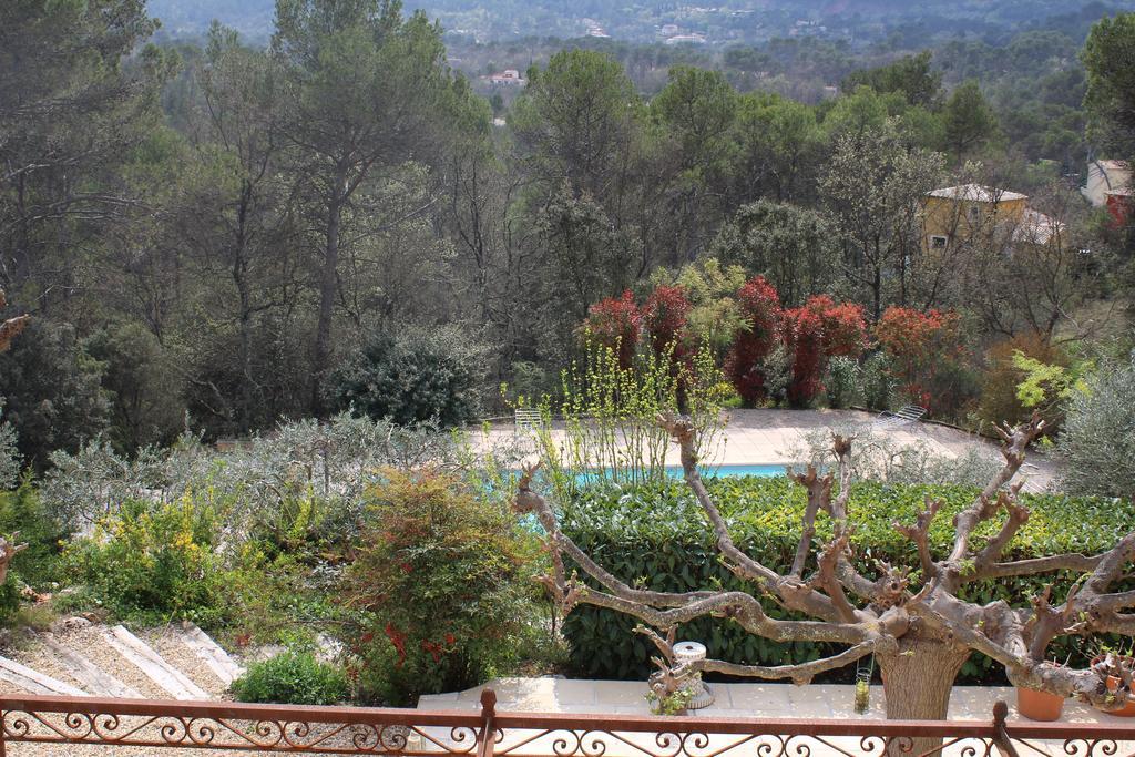 Bastide Saint Bernard Bed & Breakfast Le Thoronet Exterior photo